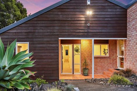 Photo of property in 21a Willerton Avenue, New Lynn, Auckland, 0600