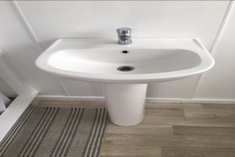 Photo of property in 1 Littler Place, Hamilton East, Hamilton, 3216