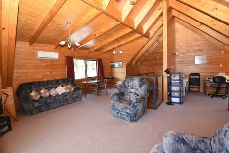 Photo of property in 75 Costley Street West, Carterton, 5713