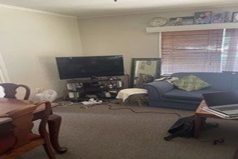 Photo of property in 2/17 Eban Avenue, Hillcrest, Auckland, 0627