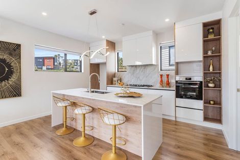 Photo of property in 28 Baumea Rise, Massey, Auckland, 0614