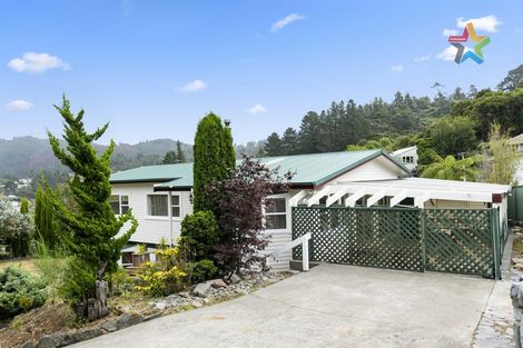 Photo of property in 83 Bird Grove, Stokes Valley, Lower Hutt, 5019