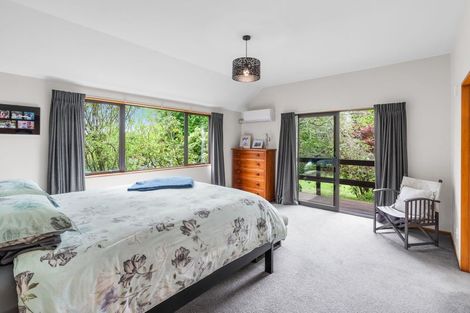 Photo of property in 16 Felstead Place, Avonhead, Christchurch, 8042