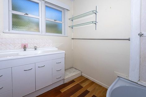 Photo of property in 2 Munro Street, Onerahi, Whangarei, 0110