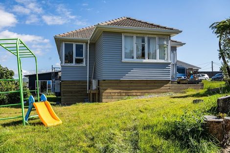 Photo of property in 26 Jillett Street, Titahi Bay, Porirua, 5022