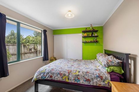 Photo of property in 17 Devon Crescent, Darfield, 7510