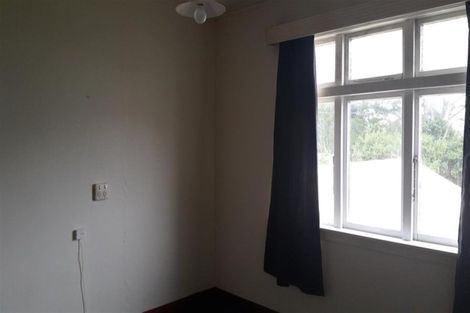 Photo of property in 113 Mangorei Road, Merrilands, New Plymouth, 4312