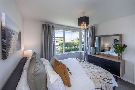 Photo of property in 28 Clipper Place, Redwood, Christchurch, 8051