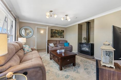 Photo of property in 60 Cutfield Street, Inglewood, 4330