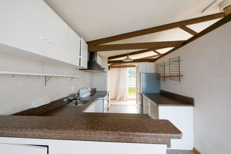 Photo of property in 4 Winston Place, Kew, Dunedin, 9012