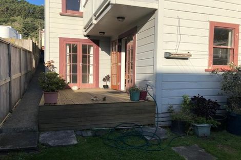 Photo of property in 60 Austin Street, Mount Victoria, Wellington, 6011