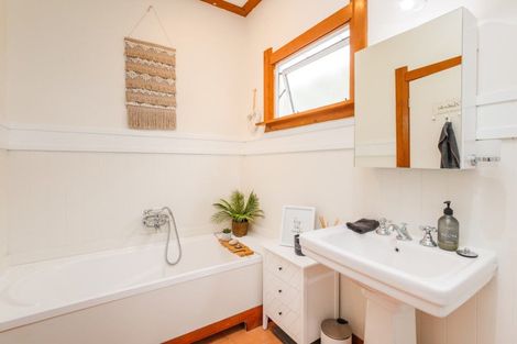 Photo of property in 283 Forlong Road, Colyton, Feilding, 4775