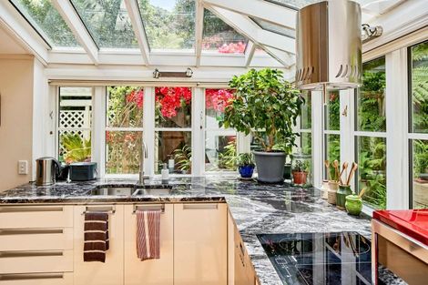 Photo of property in 15 Whiorau Grove, Lowry Bay, Lower Hutt, 5013