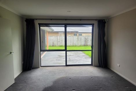 Photo of property in 40 Magnolia Drive, Westown, New Plymouth, 4310