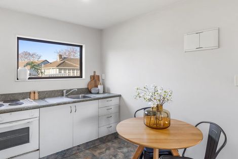 Photo of property in 18 Auburn Avenue, Upper Riccarton, Christchurch, 8041