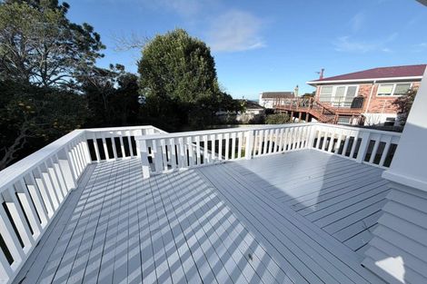 Photo of property in 443 East Coast Road, Mairangi Bay, Auckland, 0630