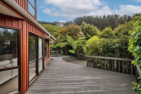 Photo of property in 51 Peterhouse Street, Tawa, Wellington, 5028