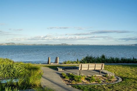 Photo of property in 17 Ocean Breeze Avenue, Hobsonville, Auckland, 0616