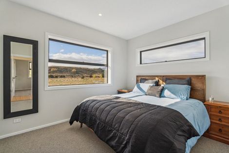 Photo of property in 217 Stevenson Road, Wanaka, 9382