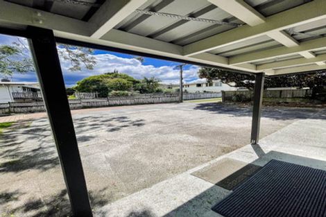 Photo of property in 1/35 Jaemont Avenue, Te Atatu South, Auckland, 0610