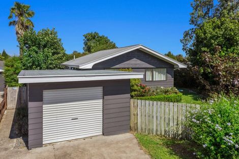 Photo of property in 1 Tawhara Place, Edgecumbe, 3120