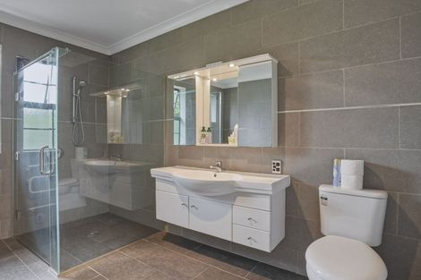 Photo of property in 77 Ajax Street, Milton, 9220