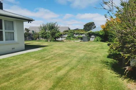 Photo of property in 44 Middlepark Road, Sockburn, Christchurch, 8042