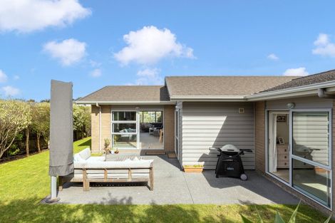 Photo of property in 8 Beachwood Drive, Hatfields Beach, Orewa, 0931