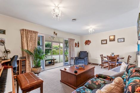 Photo of property in 49a Mains Avenue, Kensington, Whangarei, 0112