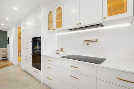 Photo of property in 14 Egremont Street, Belmont, Auckland, 0622