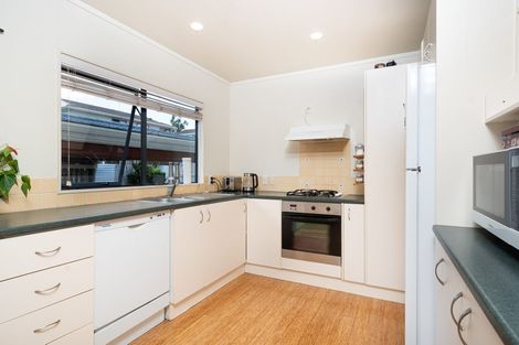 Photo of property in 71a Brunner Road, Glen Eden, Auckland, 0602