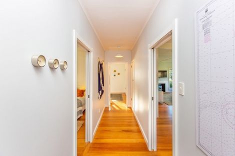 Photo of property in 5 Puriri Street, Raglan, 3225