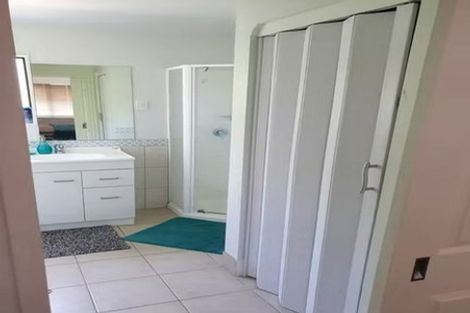 Photo of property in 15 Ali Place, Ranui, Auckland, 0612