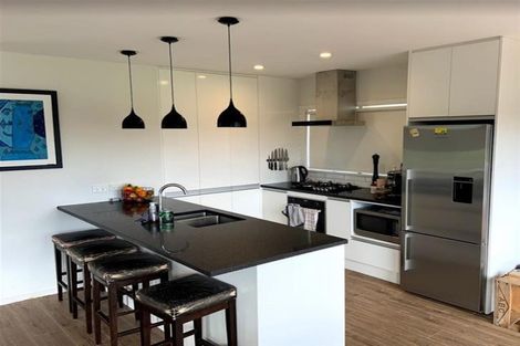 Photo of property in 2/55 Velma Road, Hillcrest, Auckland, 0627