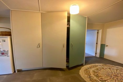 Photo of property in 8 Escort Grove, Awapuni, Palmerston North, 4412