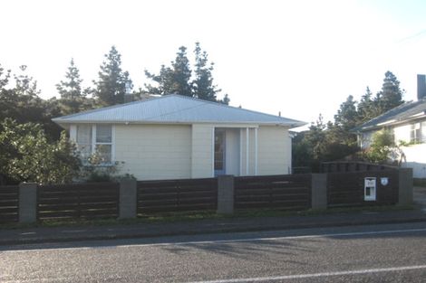Photo of property in 111 Champion Street, Cannons Creek, Porirua, 5024