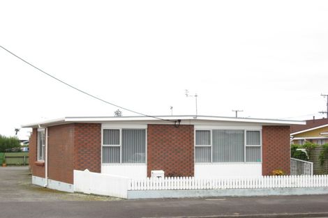 Photo of property in 42b Sackville Street, Fitzroy, New Plymouth, 4312
