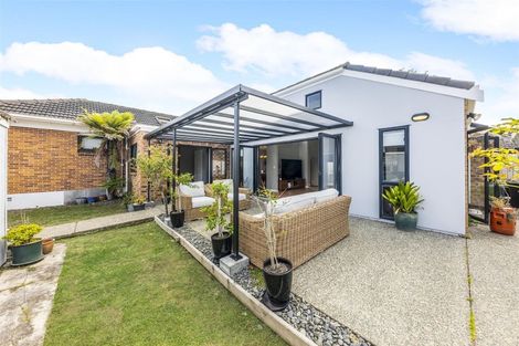 Photo of property in 15 Glen Avenue, Papatoetoe, Auckland, 2025