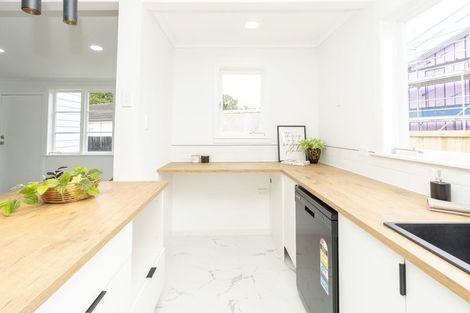 Photo of property in 57a Marshall Street, Fairfield, Hamilton, 3214