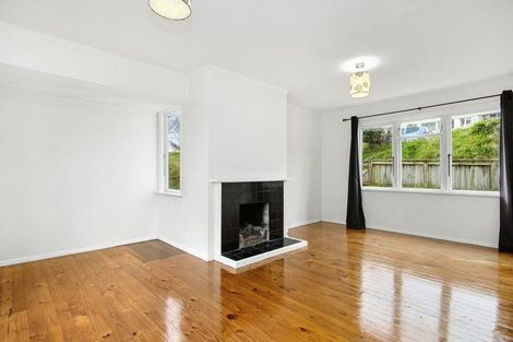 Photo of property in 30 Roberts Street, Tawa, Wellington, 5028