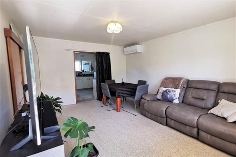 Photo of property in 3/272a Birkdale Road, Birkdale, Auckland, 0626