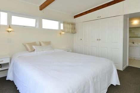 Photo of property in 1/37 Coronation Road, Hillcrest, Auckland, 0627