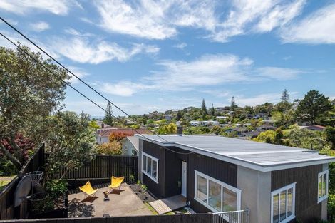 Photo of property in 42 Matipo Road, Mairangi Bay, Auckland, 0630