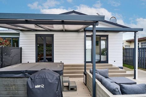 Photo of property in 26 Herewini Street, Titahi Bay, Porirua, 5022