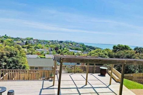 Photo of property in 84 Mellons Bay Road, Mellons Bay, Auckland, 2014