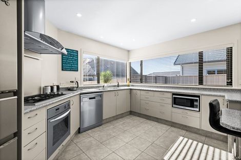 Photo of property in 8 Hanna Place, Havelock North, 4130