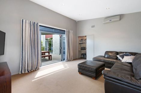 Photo of property in 6 Ruahine Place, Parklands, Christchurch, 8083