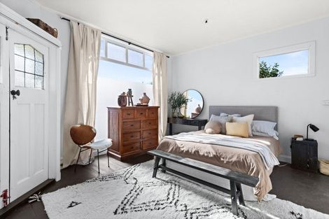 Photo of property in 2 Ashridge Road, Napier South, Napier, 4110