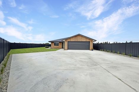 Photo of property in 7 Aoraki Crescent, Twizel, 7901