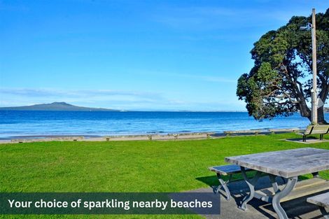 Photo of property in 26 Aberdeen Road, Campbells Bay, Auckland, 0620